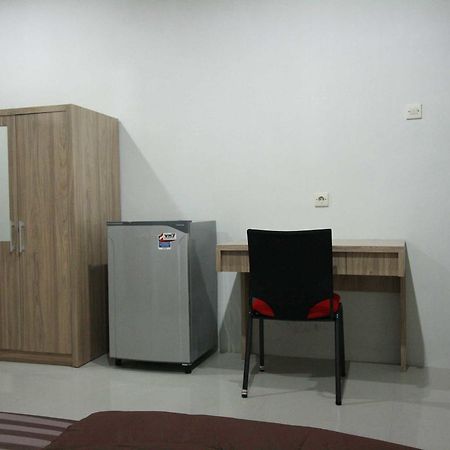 Dparagon Medokan Ayu Hotel Surabaia Exterior foto